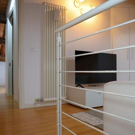 Cindy House - Centro Storico Apartment Bassano del Grappa Bagian luar foto
