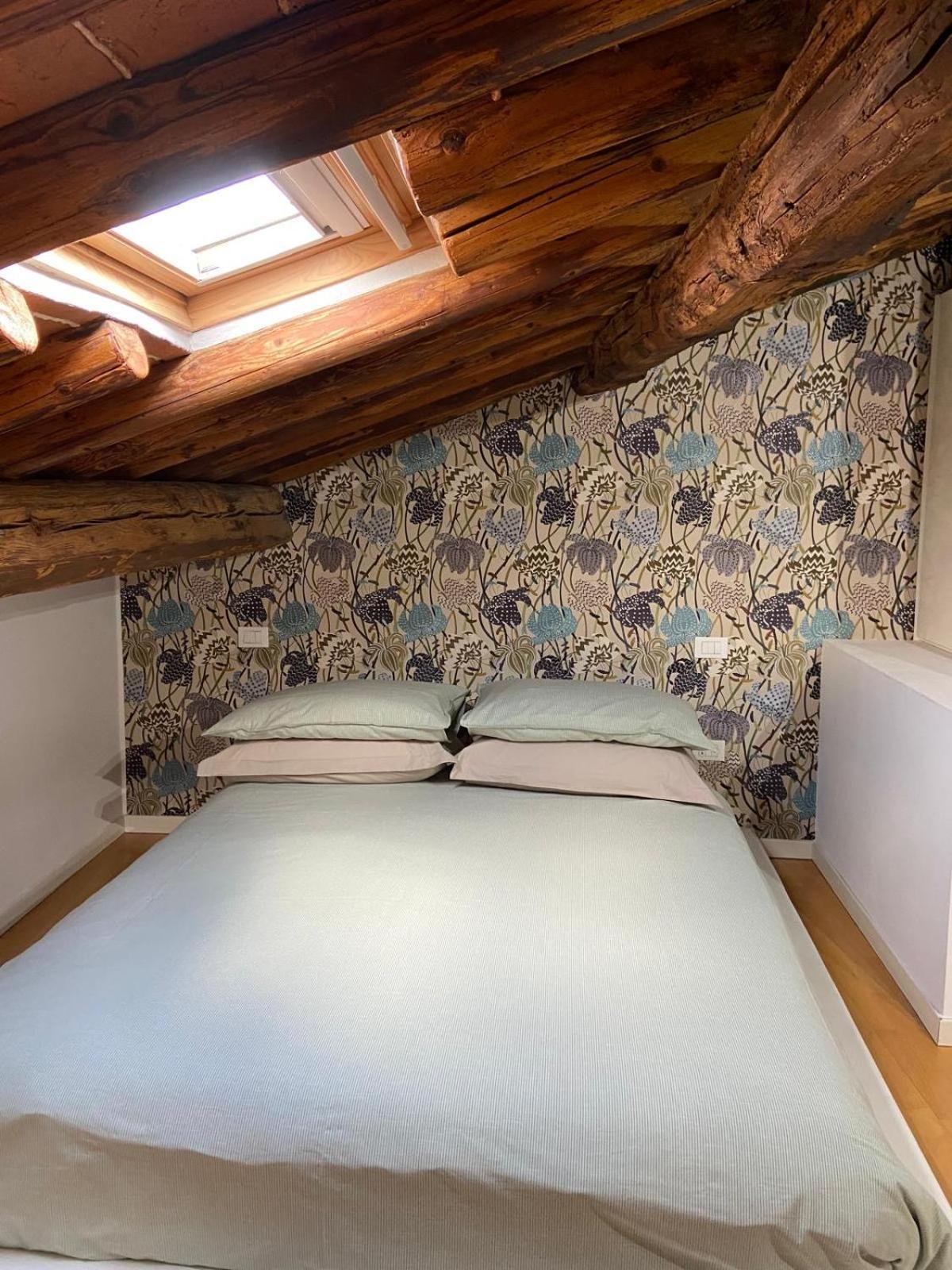 Cindy House - Centro Storico Apartment Bassano del Grappa Bagian luar foto